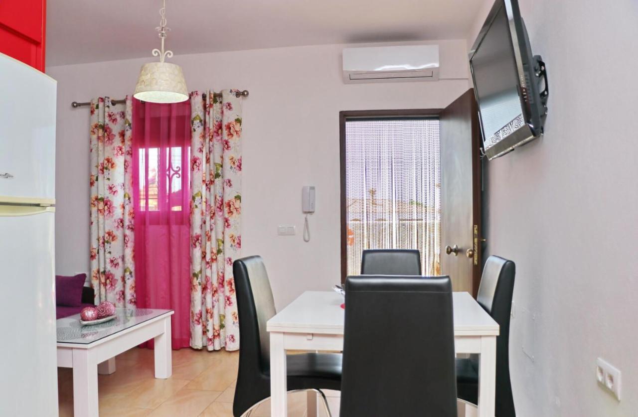 Casa Independiente Conil โกนิล เด ลาฟรอนเตรา ภายนอก รูปภาพ
